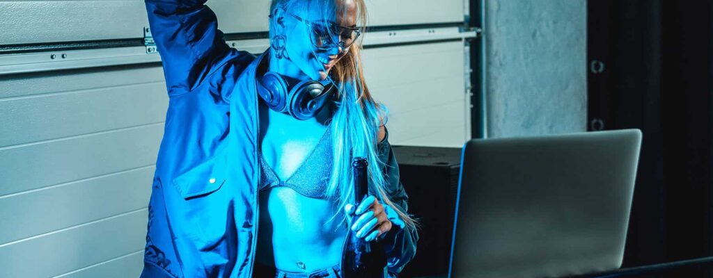 Famous DJ Agency - Social Media Online Famous DJ Agency - Social Media Online
