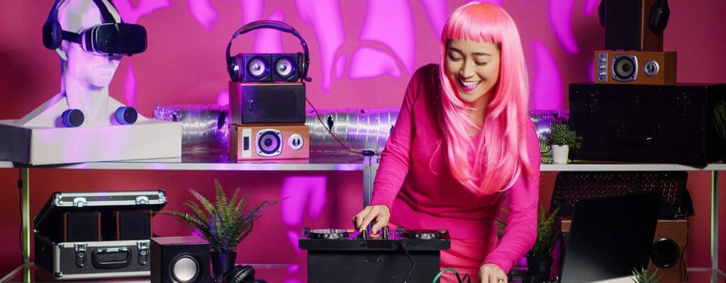 Famous DJ Agency - Social Media Content Famous DJ Agency - Social Media Content
