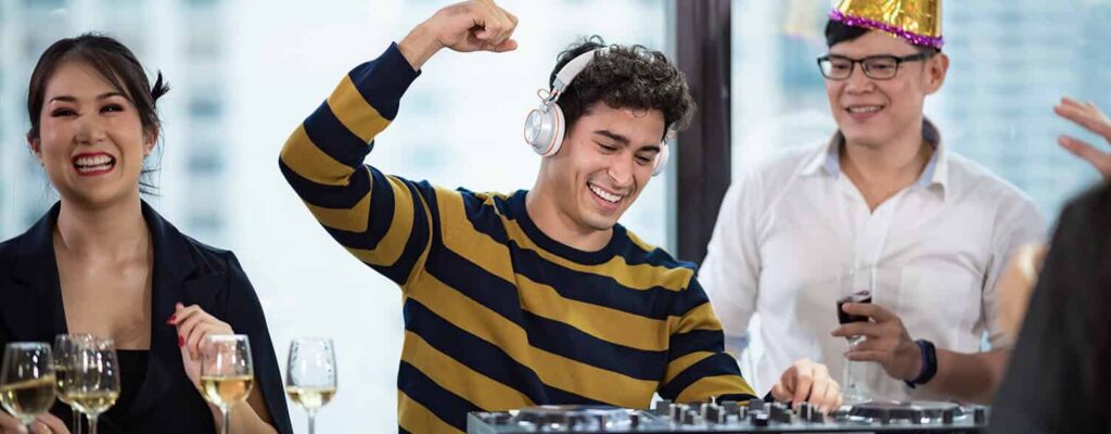 Famous DJ Agency - DJs Need a Solid Online Presence Famous DJ Agency - DJs Need a Solid Online Presence