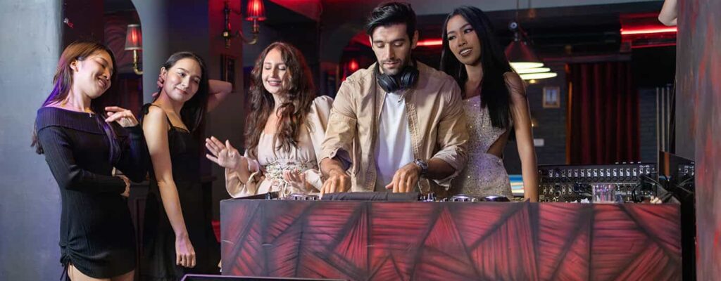 Famous DJ Agency - DJs Have a Solid Online Presence Famous DJ Agency - DJs Have a Solid Online Presence