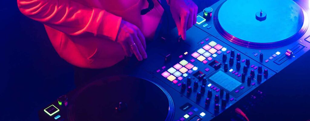Famous DJ Agency = Why Music Timing Is Important Famous DJ Agency = Why Music Timing Is Important